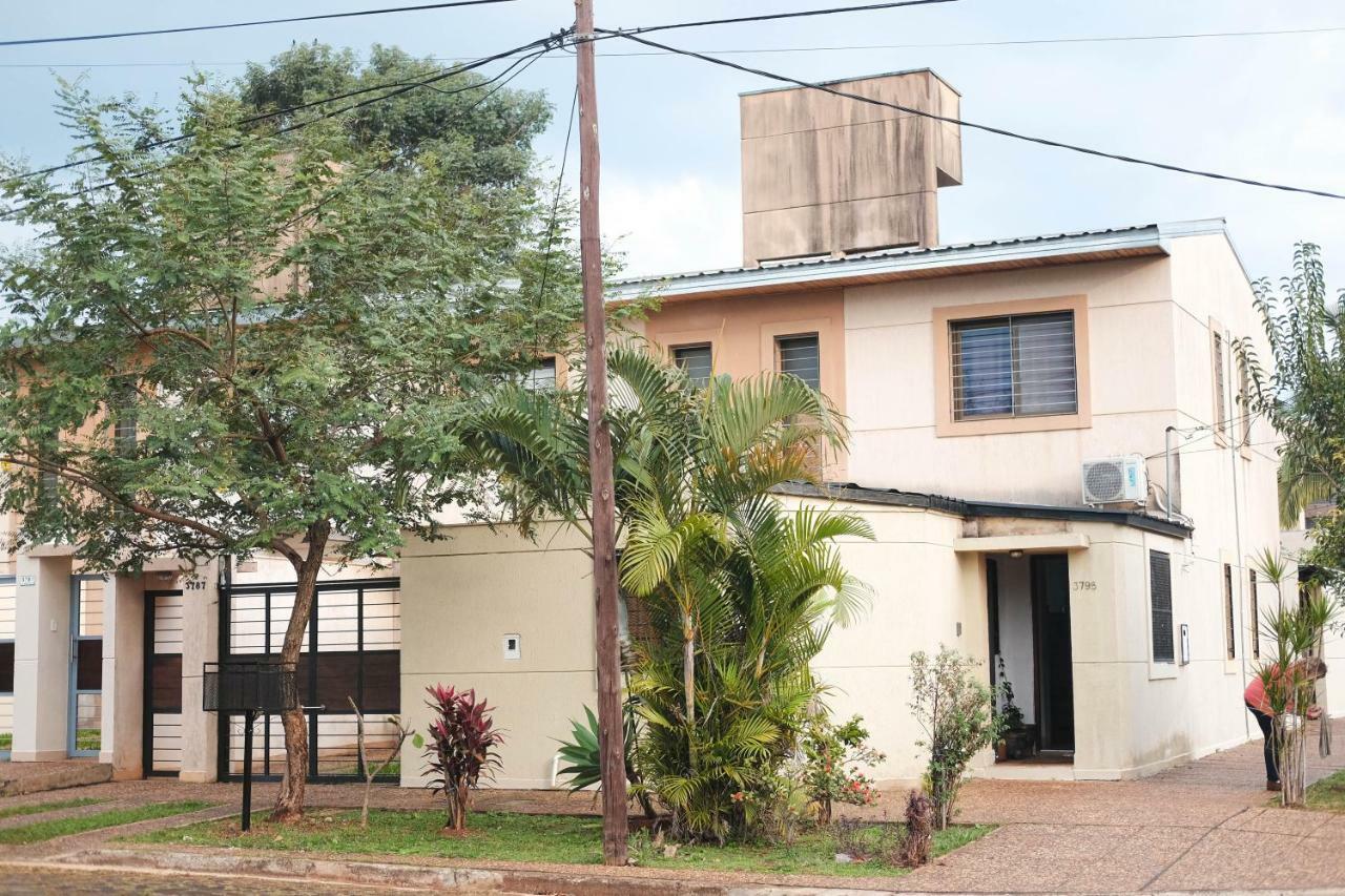 Duplex Confort Posadas Buitenkant foto